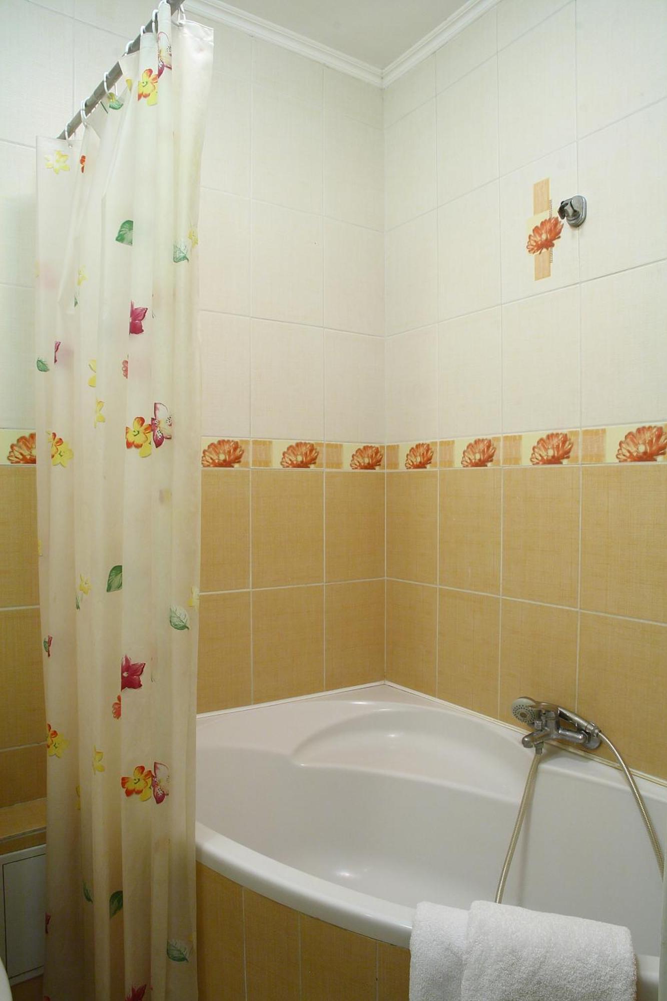 Ukrainian Service Apartment *