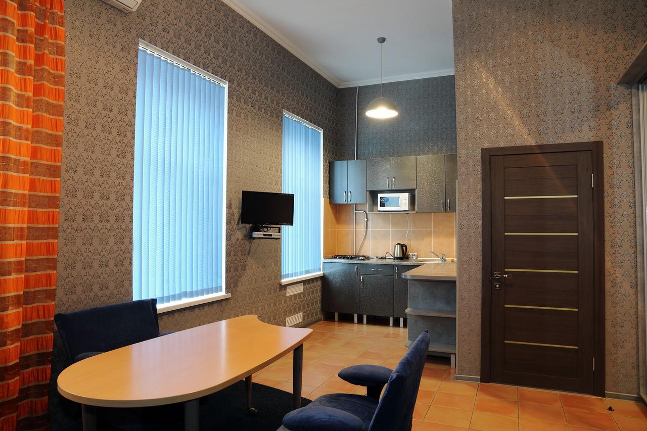 Ukrainian Service Apartment Kyiv