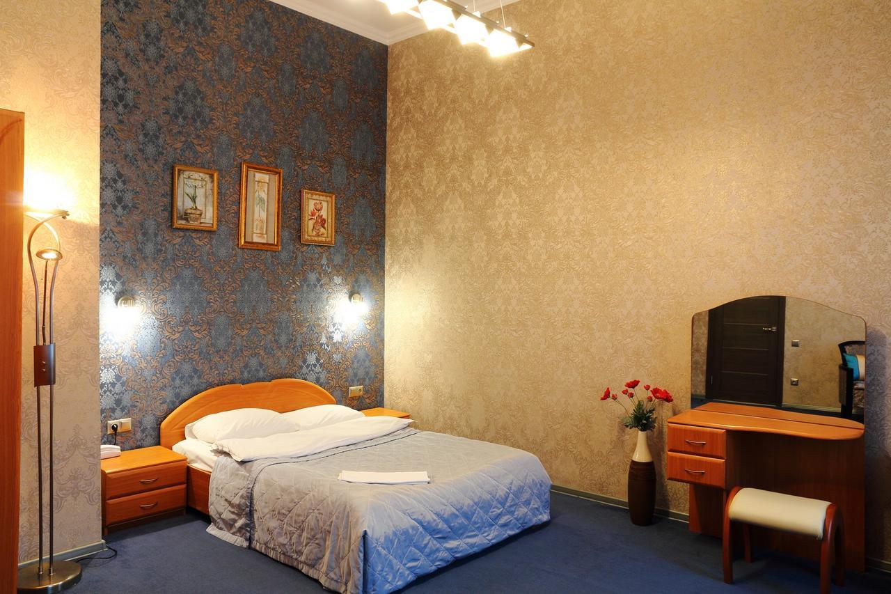 Ukrainian Service Apartment